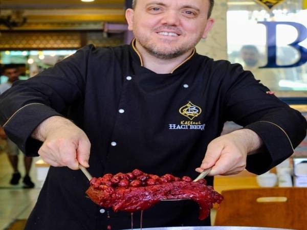 Sakaryan'ın Özel Tatlısı Vişneli Ekmek Kadayıfı 5